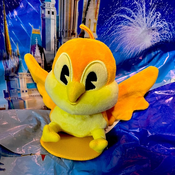 Disney Runaway Railway Chubby Bird Magnetic Shoulder Pal Plush NWOT - Picture 1 of 5
